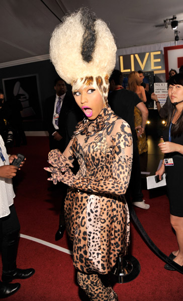 nicki minaj new hair leopard. Young Money femcee Nicki Minaj